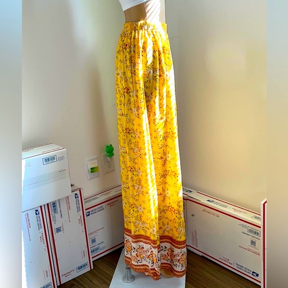 Maxi skirt nwot - Picture 2 of 11